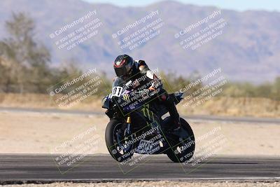 media/Dec-06-2025-CVMA (Sat) [[4a896cc04c]]/Race 4-Formula Middleweight/